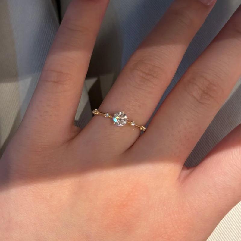 Xiaohongshu Bestseller Zirconia Starry Sky Ring 2025: Lightweight Luxury Jewelry for Women Adjustable