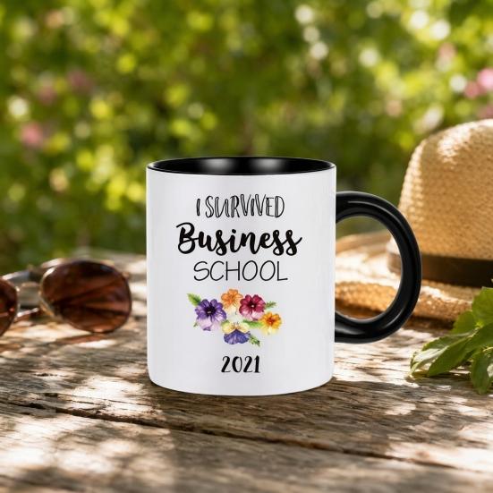 Large Capacity Coffee Cup Graduation Theme Water Cup with Ergonomic Handle Comfortable to