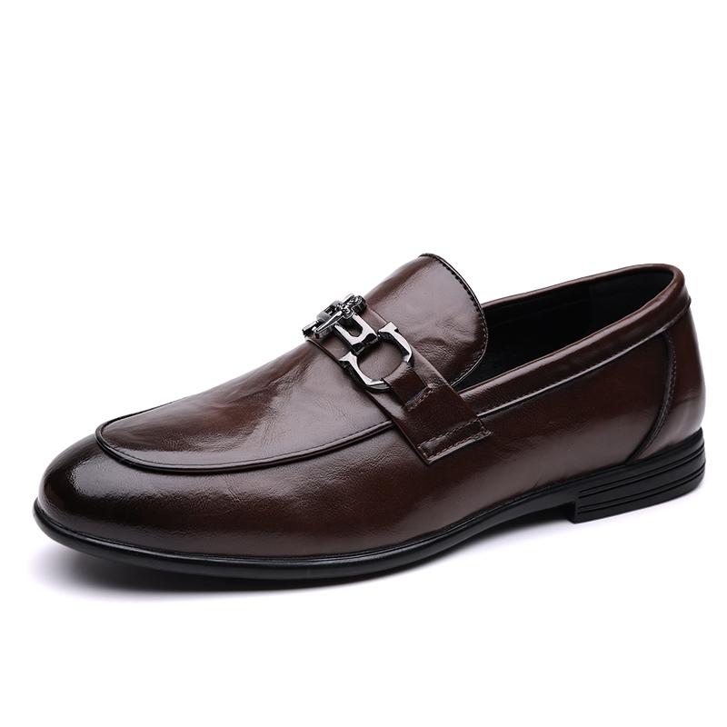 Men Leather Casual Shoes Men Spring Loafers Slip on Business Leather Shoes Classic Moccasins Breathable Shoes All-match Flats