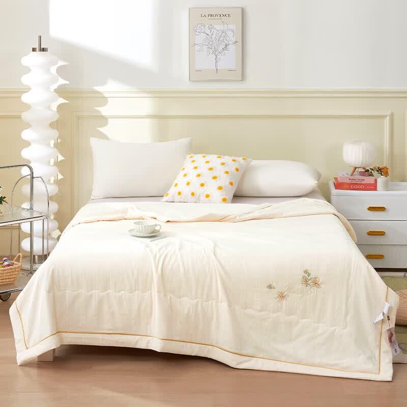 Grace CP1219 Cloud-Feel Floral Embroidered Summer Quilt