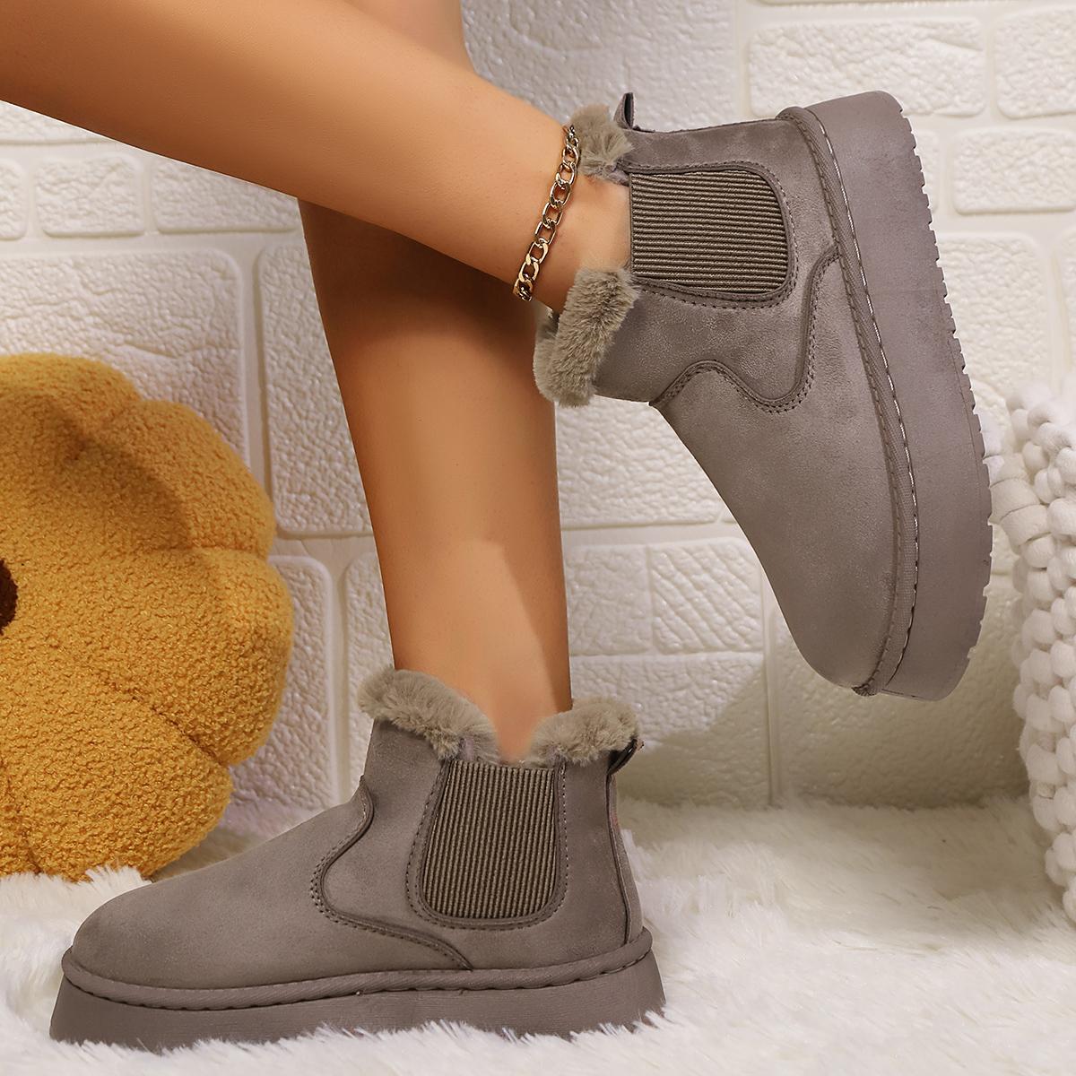 Модные зимние ботинки для женщин 2024 Новые теплые короткие ботинки из толстого бархата — фото 10