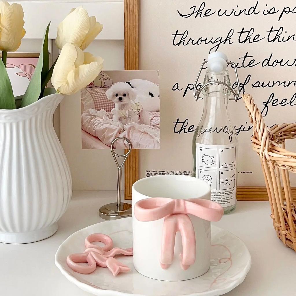 Nordic 3D Bow Cute Plate and Coffee Mug Hand-painted Ceramic Plate Ornament Sliving Bedroom Dining Table Snack Fruit Salad Plate