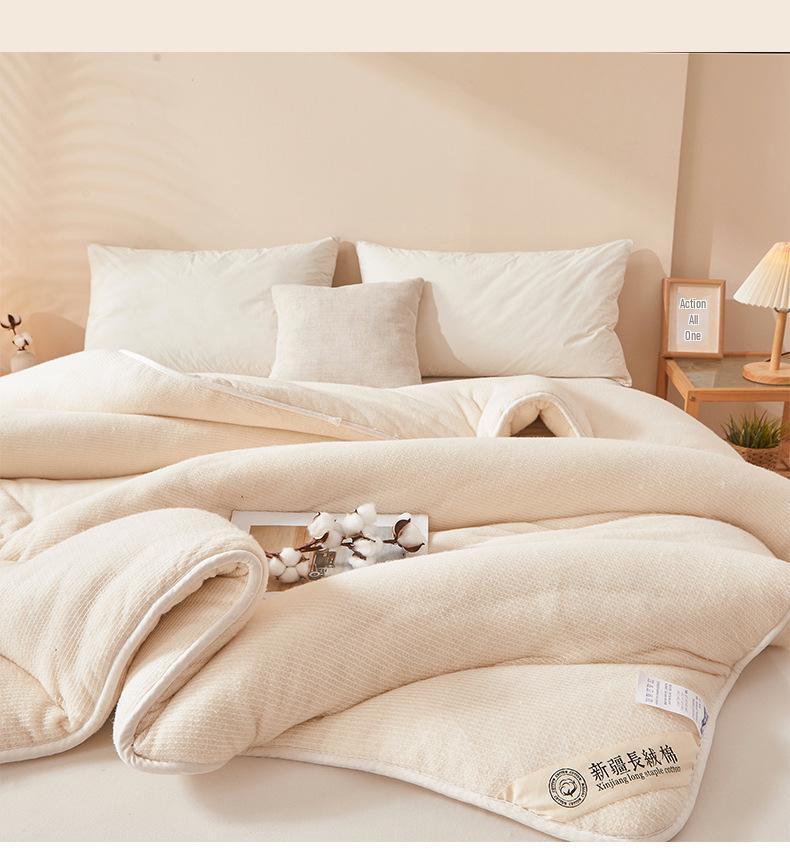 Xinjiang Cotton Thickened Quilt Batting for Autumn/Winter - Warm, Single, and Cozy Mattress Pad.