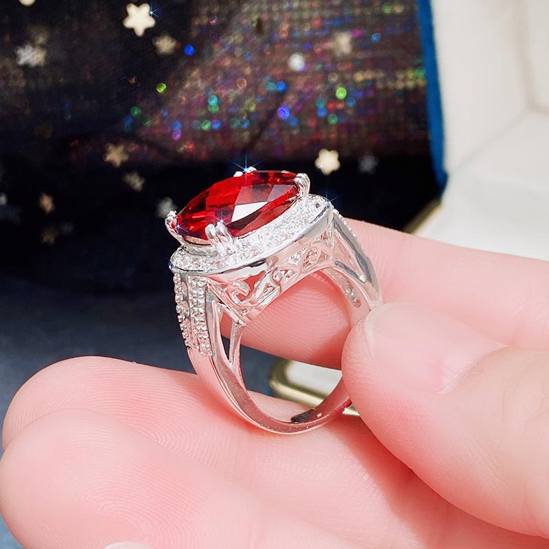 Luxury Big Red CZ Party Rings for Women Vintage Style Accessories Brilliant Crystal Gorgeous Gift Noble Female Jewelry