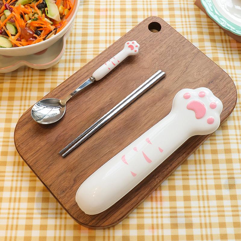 Stainless Steel Portable Cutlery Set: Chopsticks, Spoon, Fork with Storage Box for Students, Children, and Office Workers.