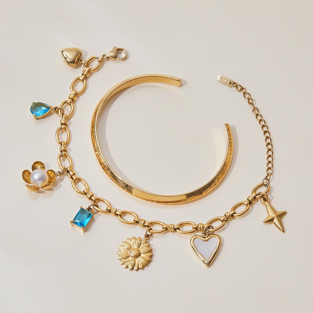 Yori Fashion Stainless Steel Stereoscopic Flower Metal Chic Bracelet Women Charm Golden Rust Proof Daily Jewelry Bijoux