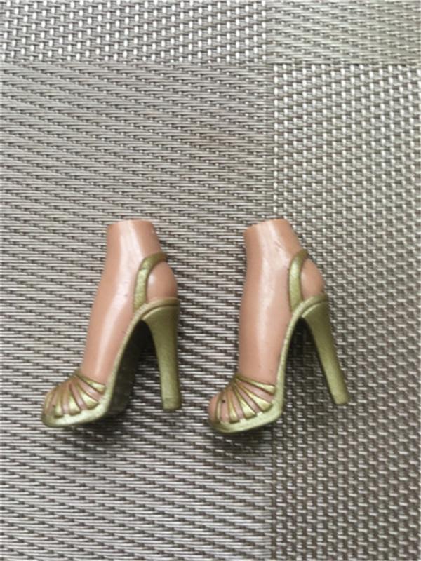 Original Gelenkige Bewegliche Körper Schuhe High Heels Bunte Schuhe Jungen Mädchen Sexy Großer Monat Puppenköpfe DIY Zubehör