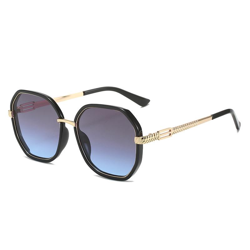 New ins street photography outdoor fashion trend styling sunglasses, versatile UV-proof sunglasses