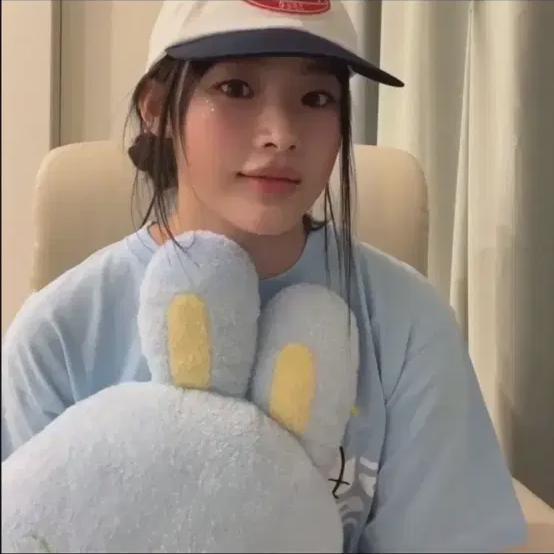 

Newjeans Njz Bunini Подушка Белая