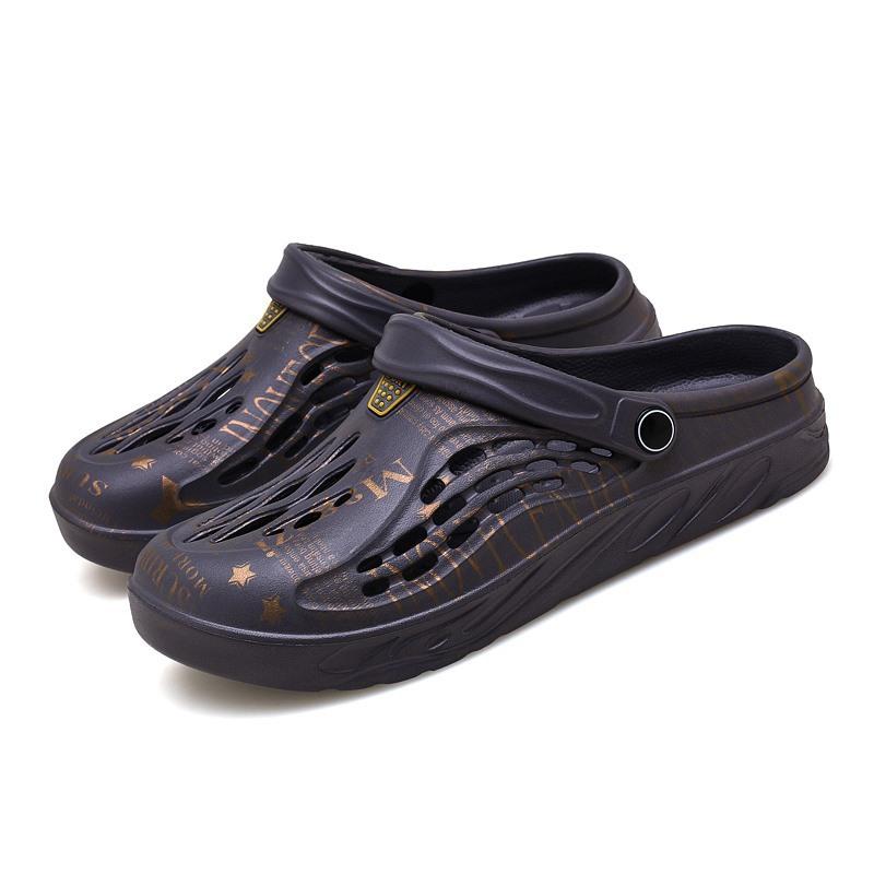 Large Size Bag Head Slippers Men's Summer Personality Camouflage Hole Shoes Lightweight Breathable Hollow EVA Beach Sandals