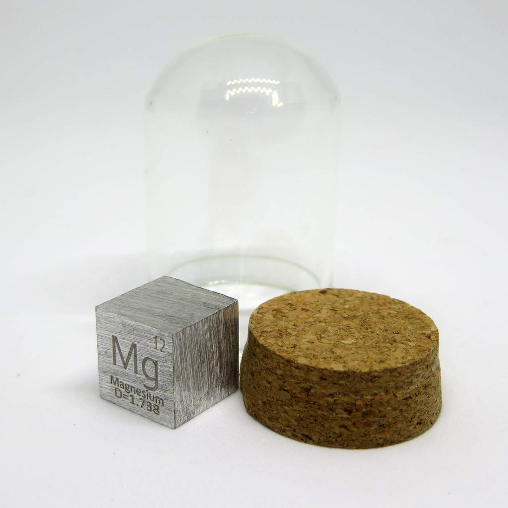Elemental specimen Magnesium Mg stamped normal (10mm cube, A, surface)