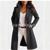 Brauner zweireihiger Trenchcoat mit Reverskragen und Gürtel