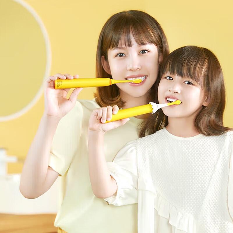 Philips HX2472 Sonic Electric Toothbrush Sally Chicken Limited Edition CN plug (adapter included)