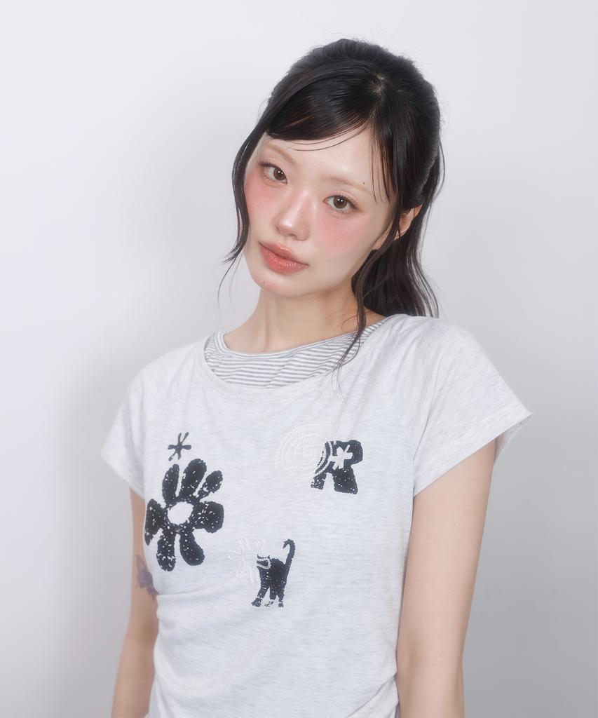 LMR Motif Embroidered Striped Layered T-Shirt (Short Sleeve/Long Sleeve) Light Grey