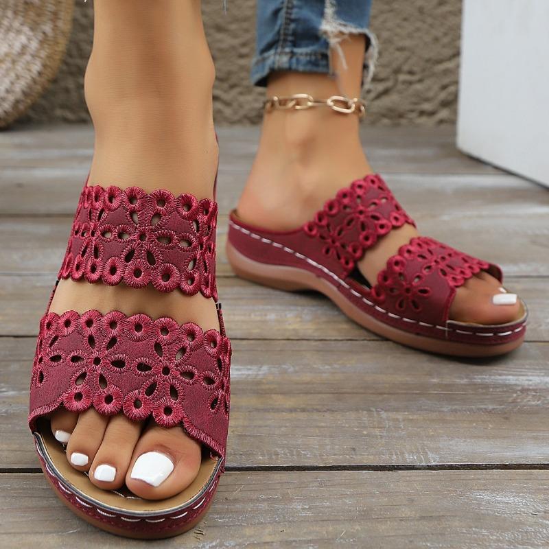 Women’s Hollow Floral Open-Toe Slide Sandals Flat Casual Summer Shoes