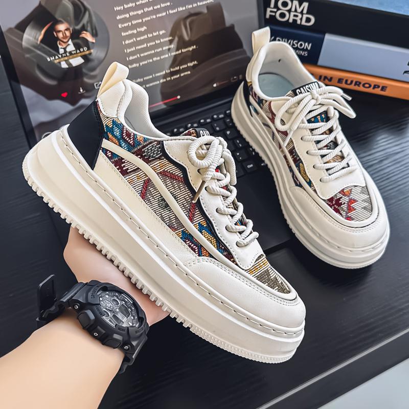 Neue Herren-Skateboardschuhe im klassischen Stil mit niedriger Spitze und dicker Sohle, bequeme Basketball-Sneakers mit weicher Sohle