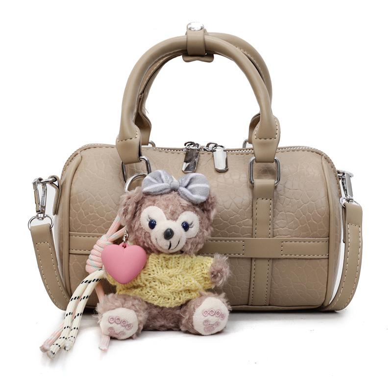 Korean version of simple pillow bag summer hand bag women's 2025 new fashion design texture shoulder messenger bag