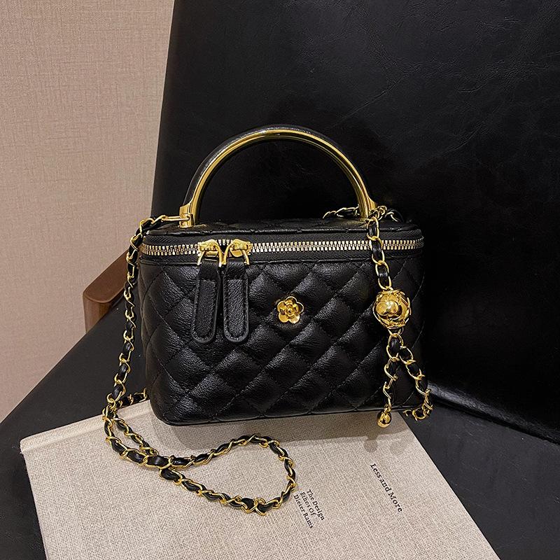 Роскошная сумка-тоут с цепочкой Argyle Crossbody — коллекция Весна 2025 чёрный