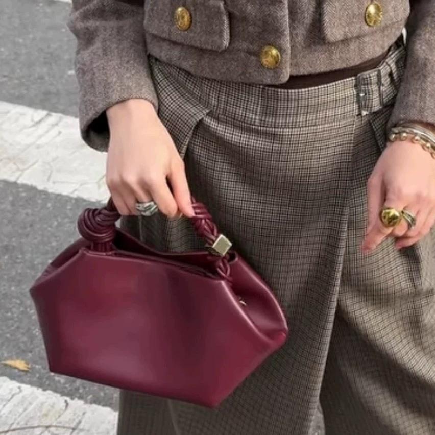 2026 Hot Y2K Fashion Designer Ins New Trendy Crossbody Bag Hexagonal Woven Clouds Shoulder Handbag for Women with Premium Feel