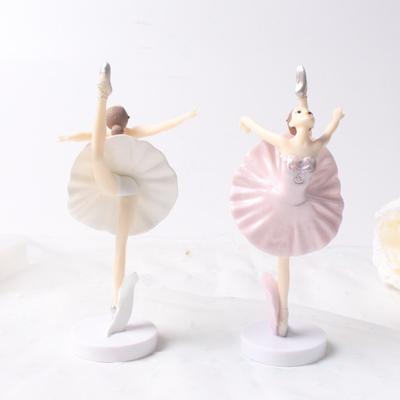Wunderschönes tanzendes Ballerina-Kuchenmodell, exquisite, lustige Ballett-Kuchenspieße