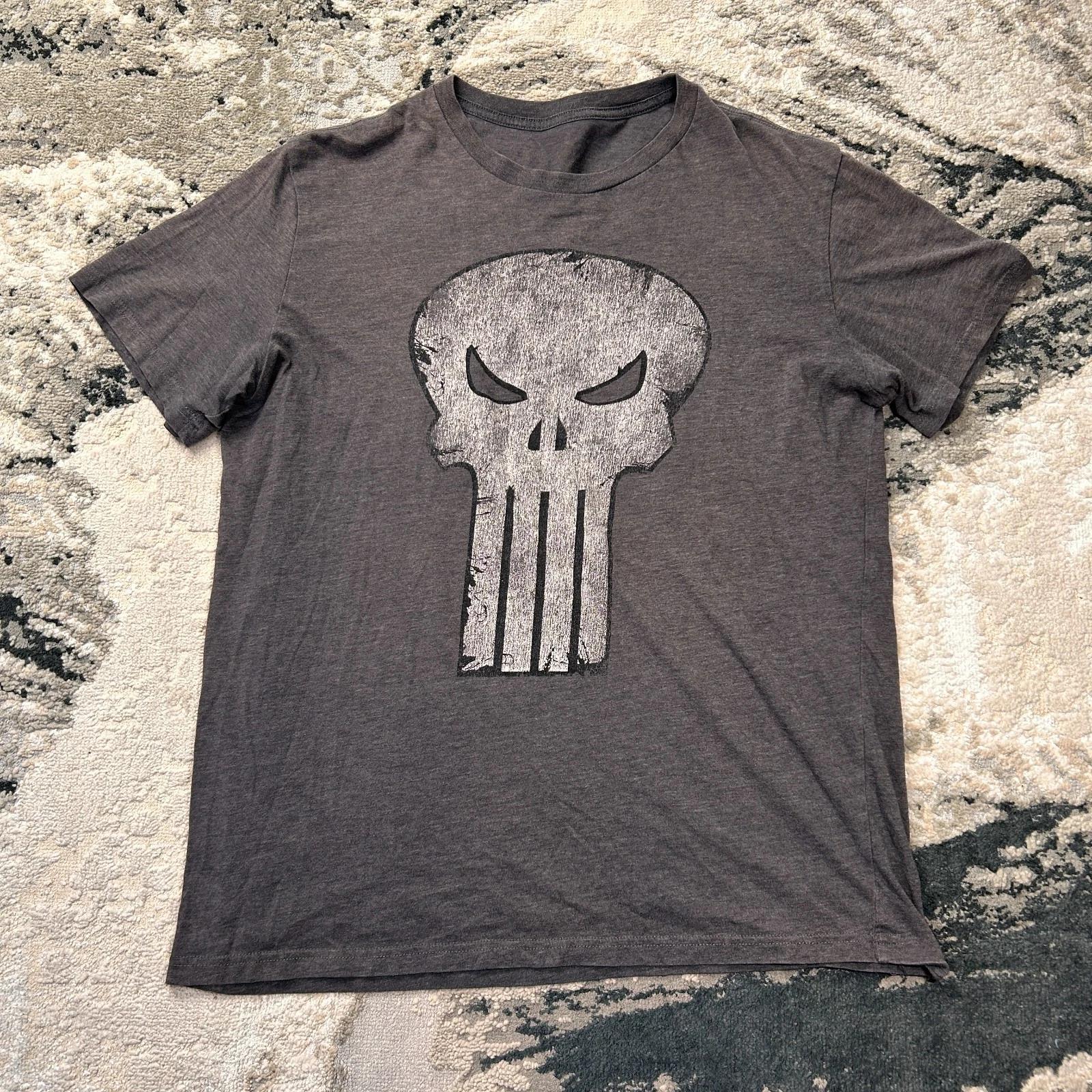T Shirt Mens Large Punisher Charcoal Gray Skull Frank Castle Graphic Y2k Skater 2XL