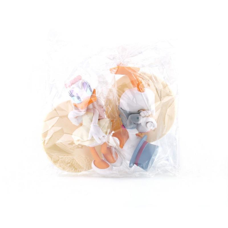 2pcs Disney Donald Duck Wedding Dress Design Handmade Exquisite Daisy Duck Doll Toy Disney Fan Wedding Cake Decoration Gift Collection Model