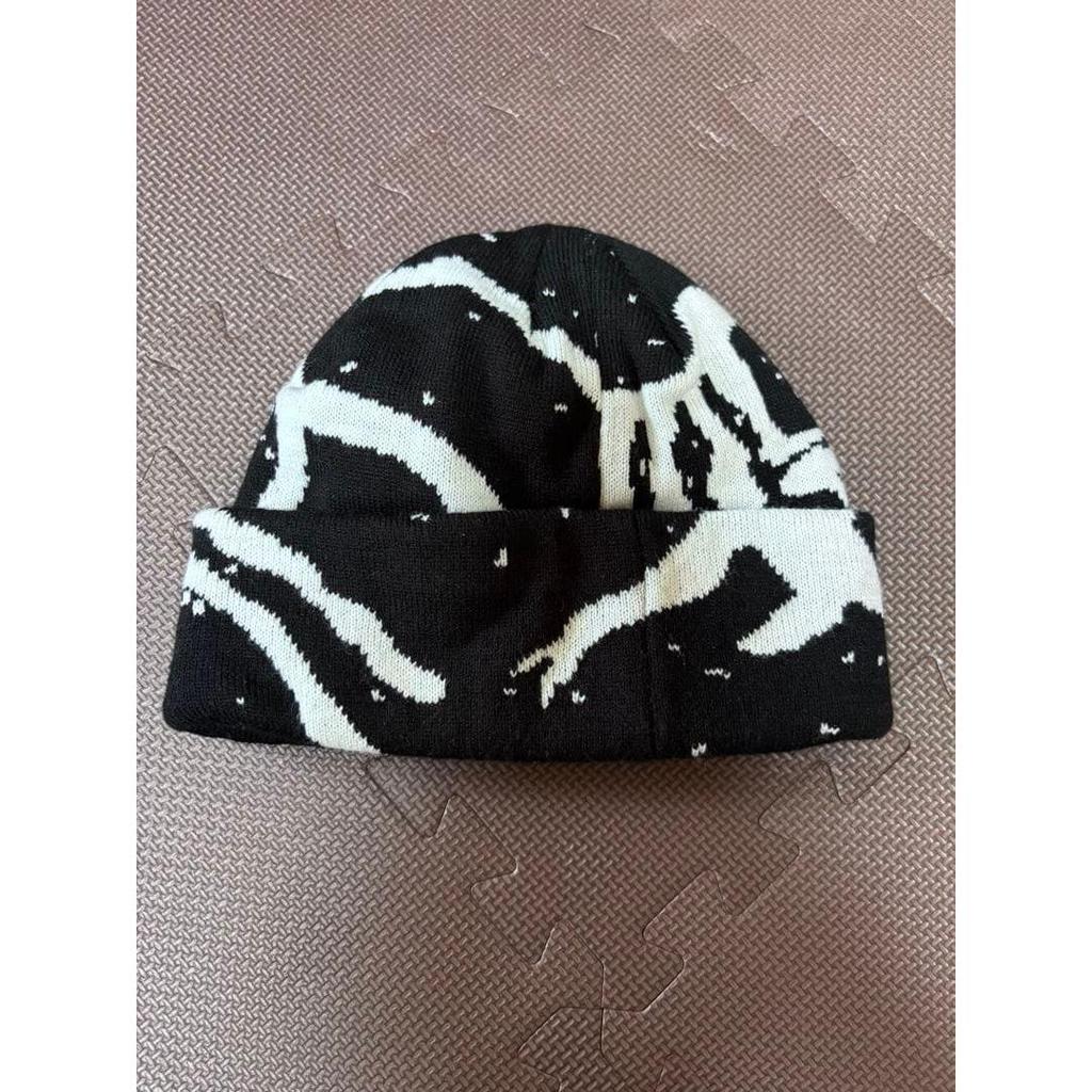Used ARC'TERYX Knit Hat Graphic Design