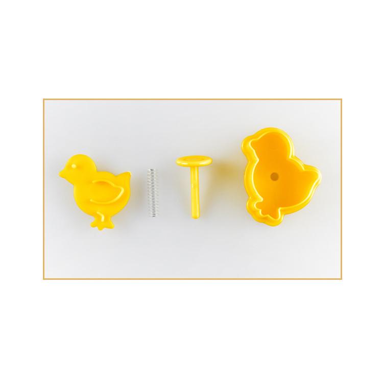 4pcs Cookie Stamp Biscuit Mold 3D Cookie Plunger Cutter DIY Baking Mould Easter Rabbit Cookie Cutters for Kitchen Tools