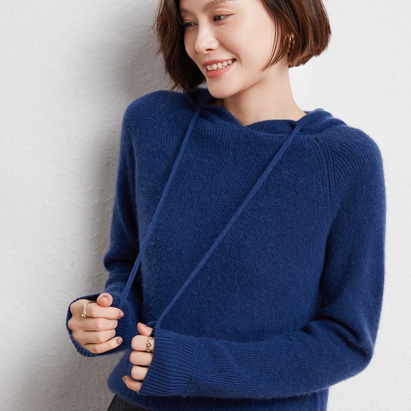 Women's Oversized Hooded Knit Sweater - Cozy Autumn/Winter Drawstring Pullover, Versatile Solid Color.