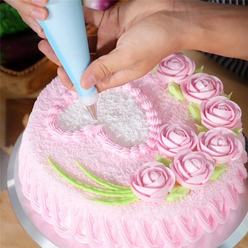 J1UL1N Cream Scraper 11 Inch Rotating Cake Turntable 6 Piece Cake Decorating Kit Includes 2 Icing Spatulas And 3 Scrapers