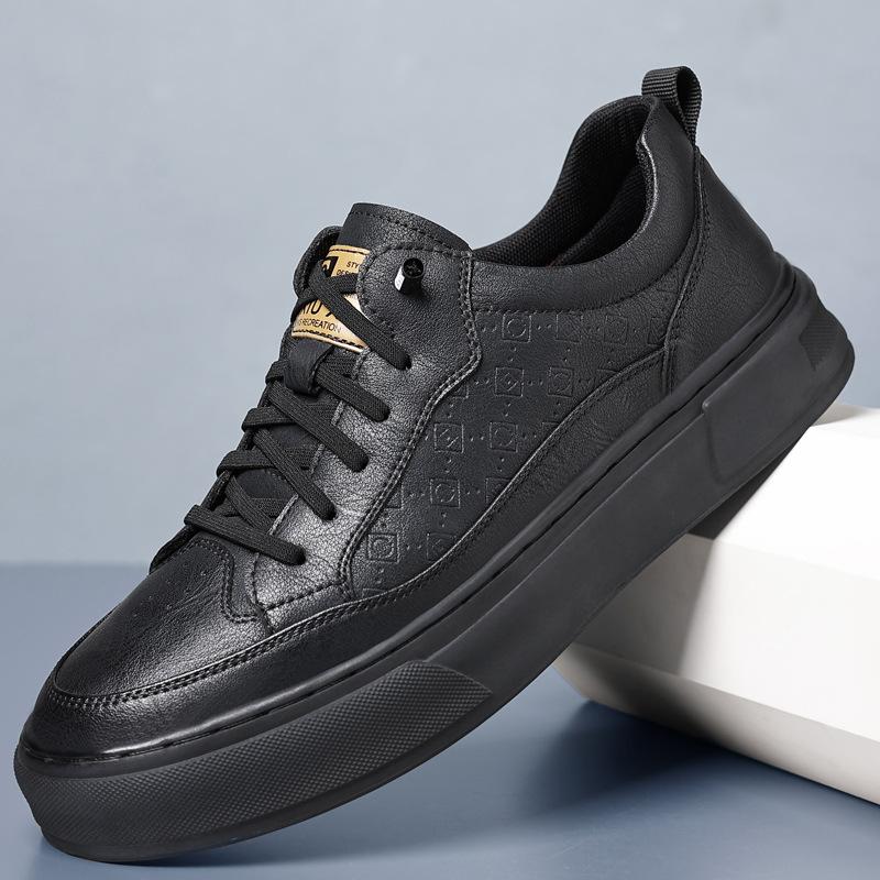 

2024 Весна и осень Новые мужские повседневные кожаные туфли ручной работы онлайн Мужские тисненые модные универсальные туфли для досок Мужские модные туфли 7787 44 чёрный