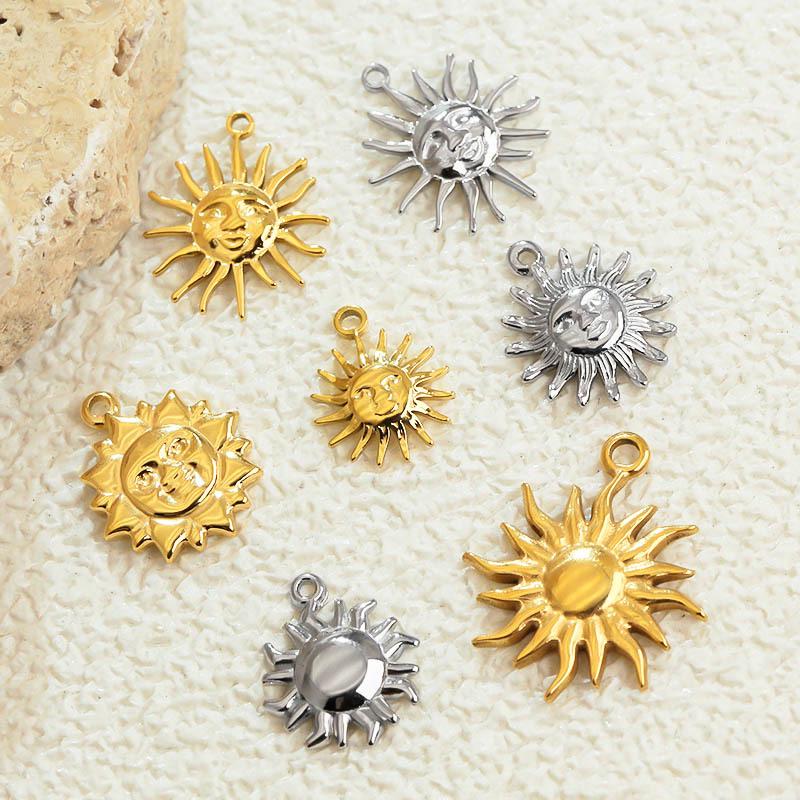 Handmade 18K Gold Plated Stainless Steel Sun Star Pendant Necklace.