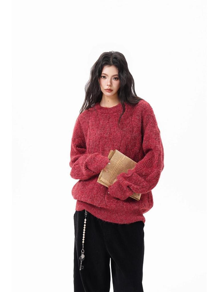 Men's Retro Cable Knit Sweater - Loose Fit, Round Neck, Autumn/Winter Pullover.