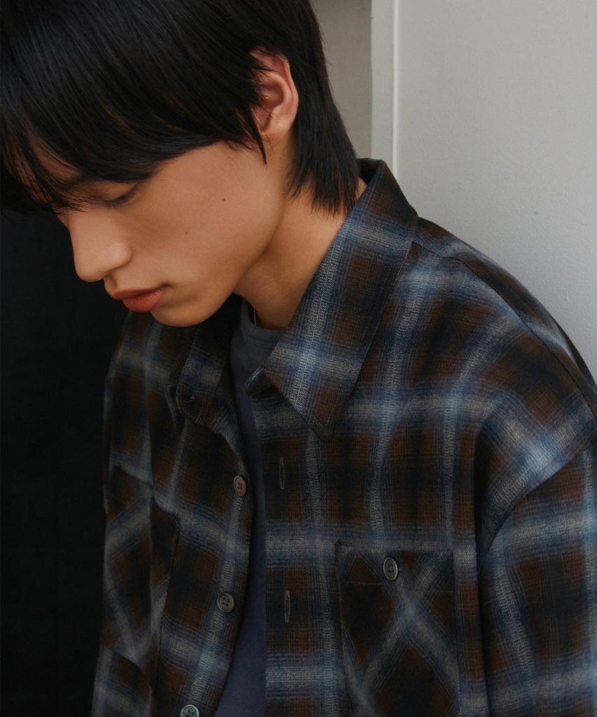 LEIRE Two-Pocket Ombre Check Shirt [Blue]