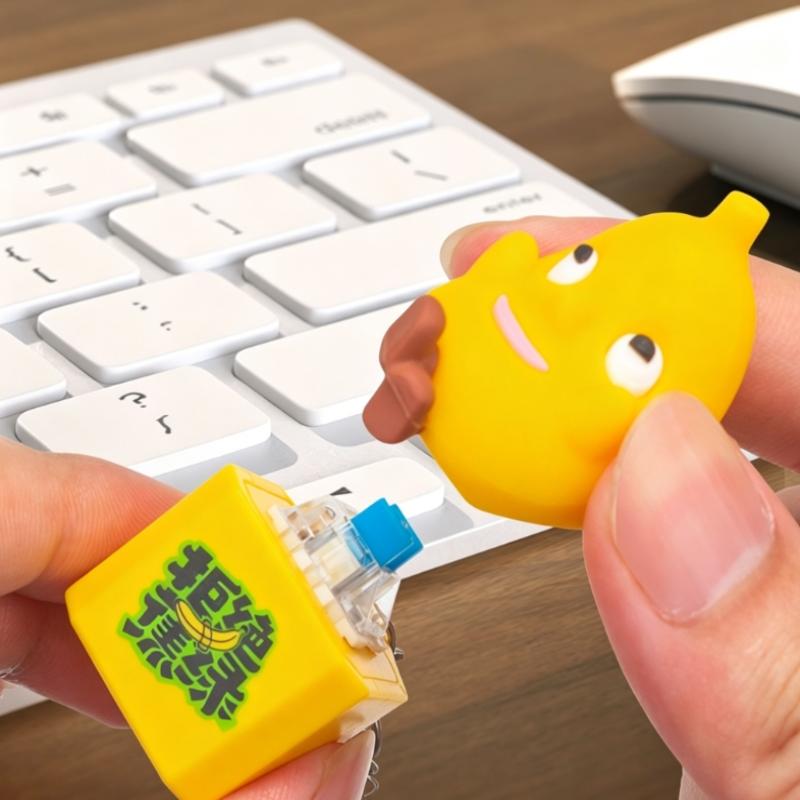 Cartoon Banana Keyboard Clicker Fidget Toys Led Keycap Keychain Stress Relief Fingertip Gadget Decompression Toys