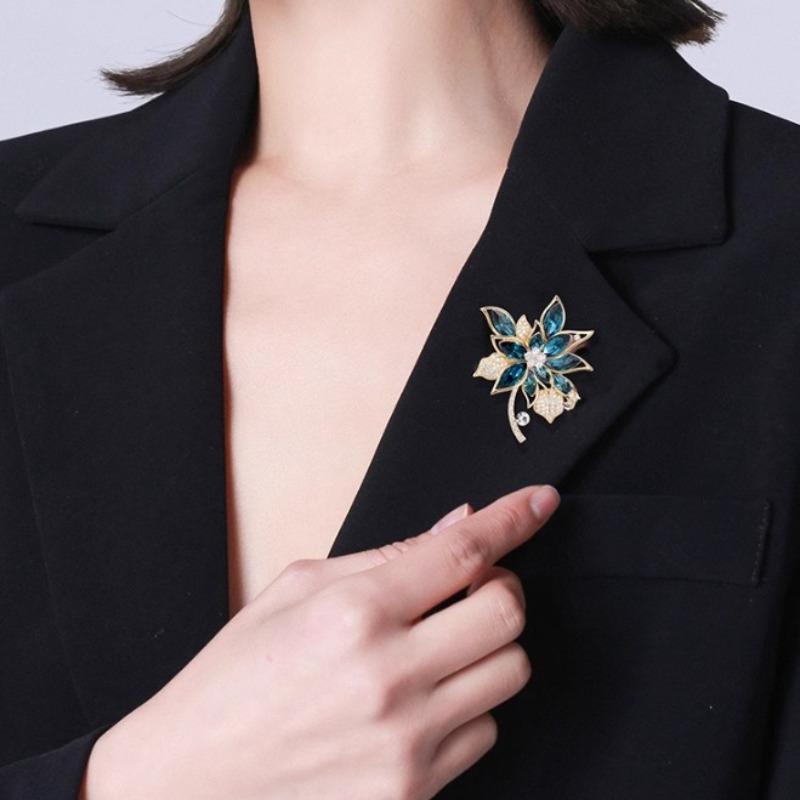 1pc Fashion Flower Brooch for Women Men Eye-Catching Pin Accessory for Stage&Special Occasions Memorable Gift Item