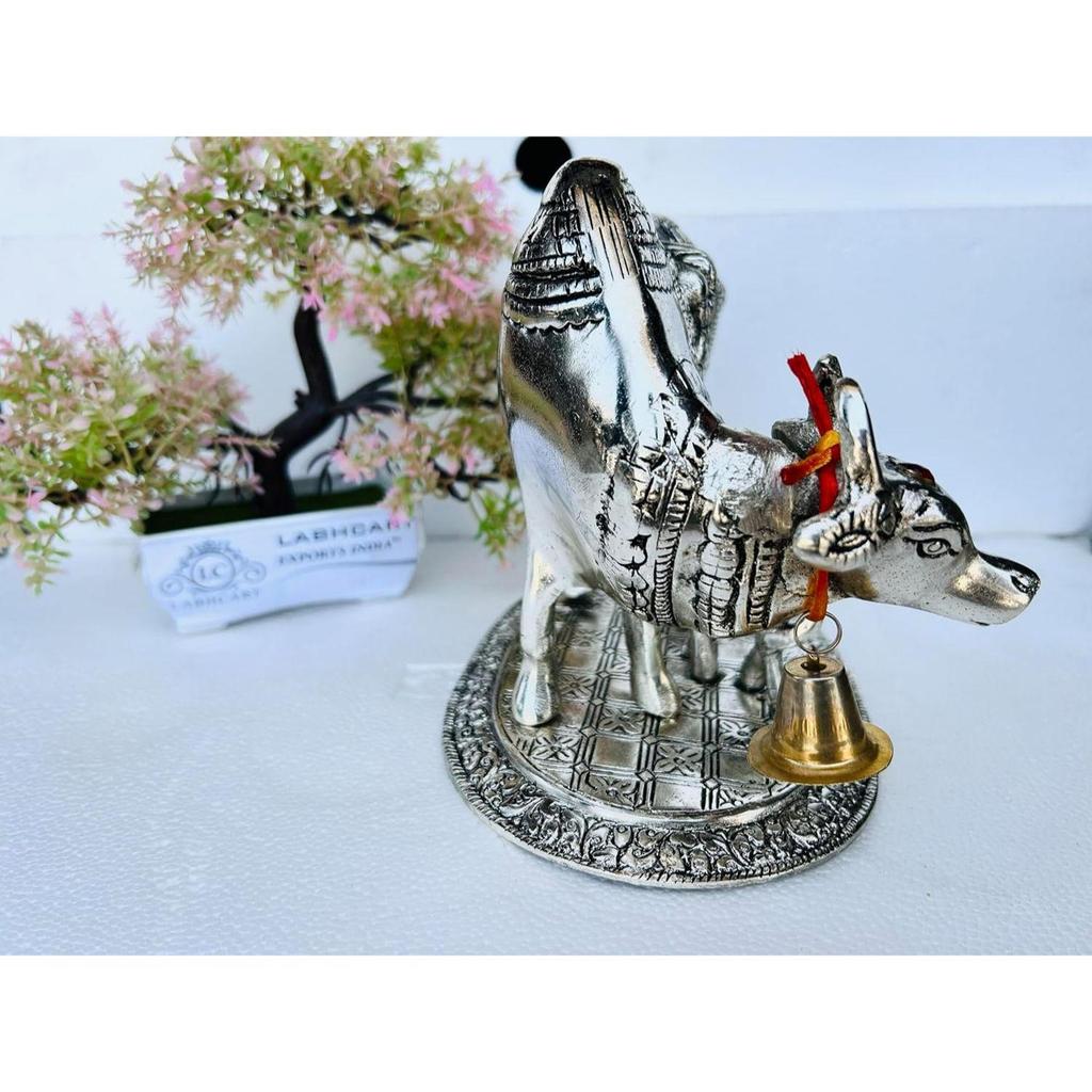 Handcrafted Brass Action Golden Kamdhenu Cow with Calf,Vastu Gau MATA Idol,Spiritual Vastu Nandi Pooja Figurine Sculpture