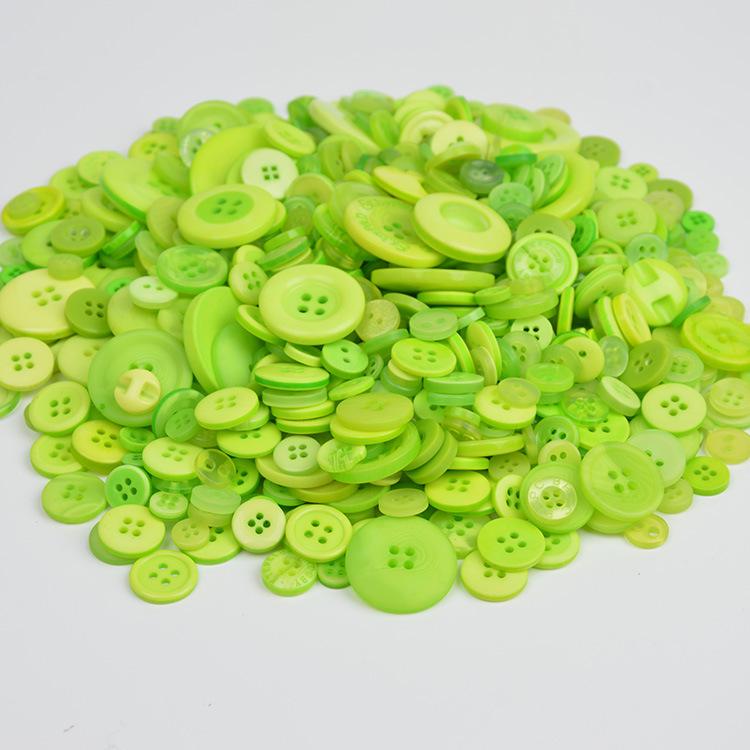 Available Now! Mixed Color Round Resin Buttons for DIY Crafts – Ideal for Handmade Button Art and Floral Designs.