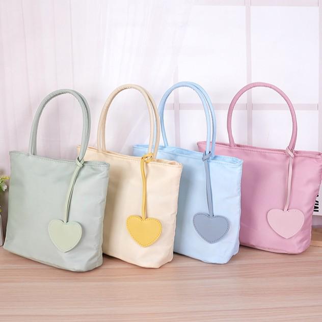 Korean Women's Fashionable Mini Heart Underarm Handbag - Versatile Shoulder Bag and Gift Option
