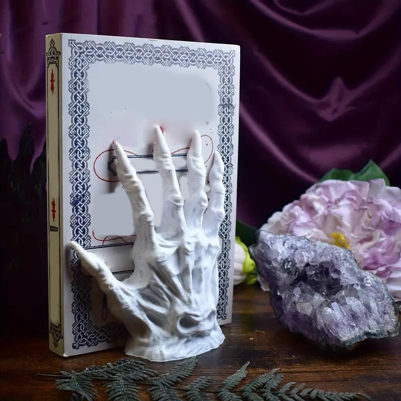 1/2Pcs Black Witch Hand Book Holders Gothic Book Ends 3D Printed Horror Monster Non Skid Book Holder Stopper Desktop Decor