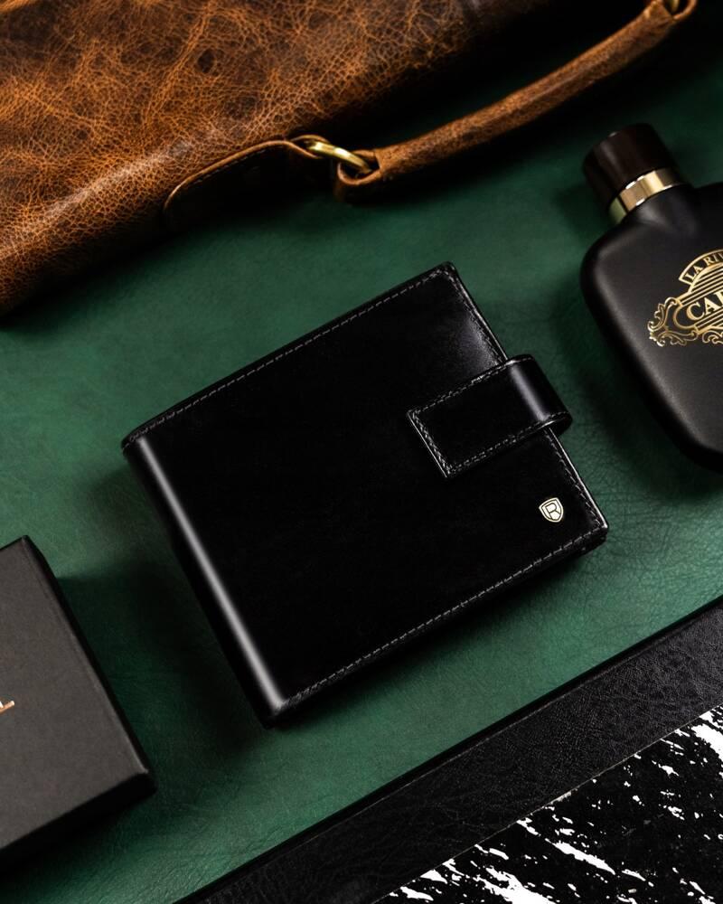 Large Leather Men's Wallet with Snap Closure - Rovicky