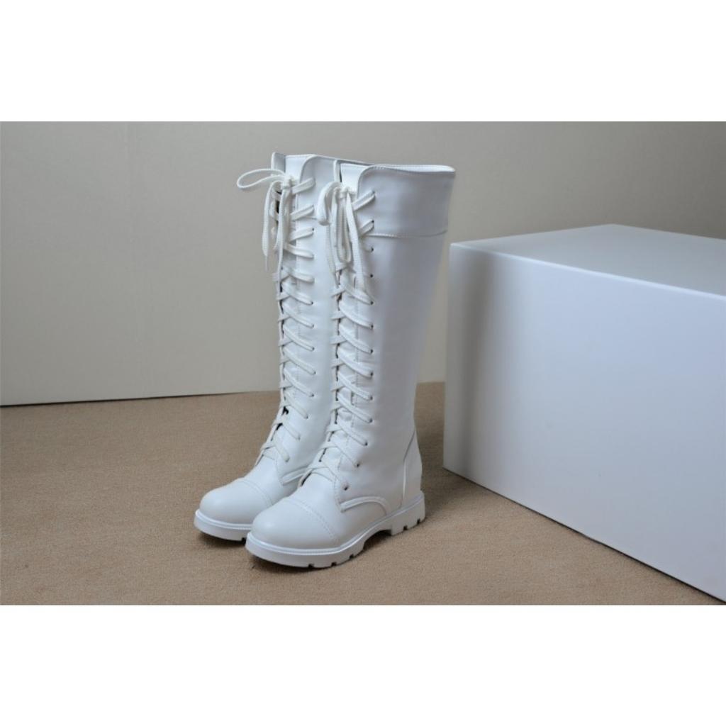 Korean Version of Winter Square Heel Cross Strap Martin Boots Tall Boots  White