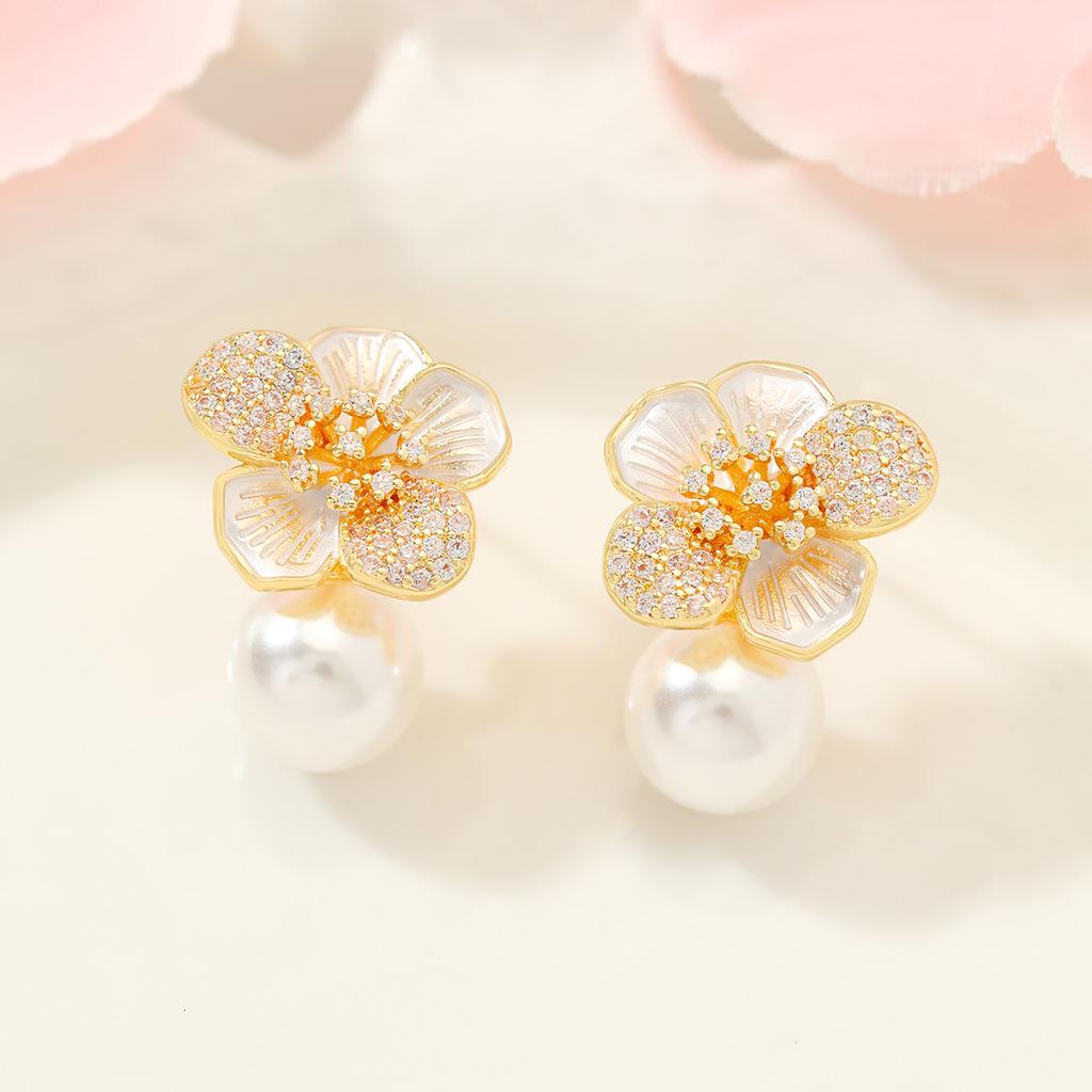 Premium Pearl Stud Earrings S925 Silver Needle Elegant Exquisite Earrings Retro Temperament Versatile Earrings