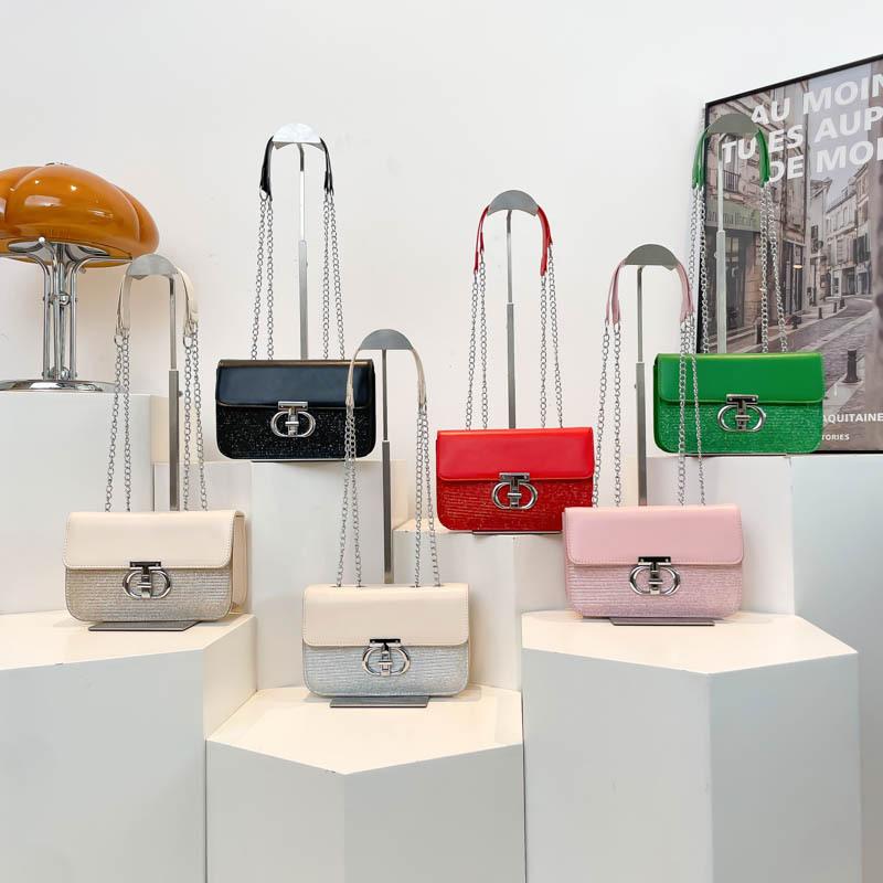 Solid Color Women's New Trendy Light Luxury Lock Fashionable Summer Chain Crossbody Shoulder Small Square Bag