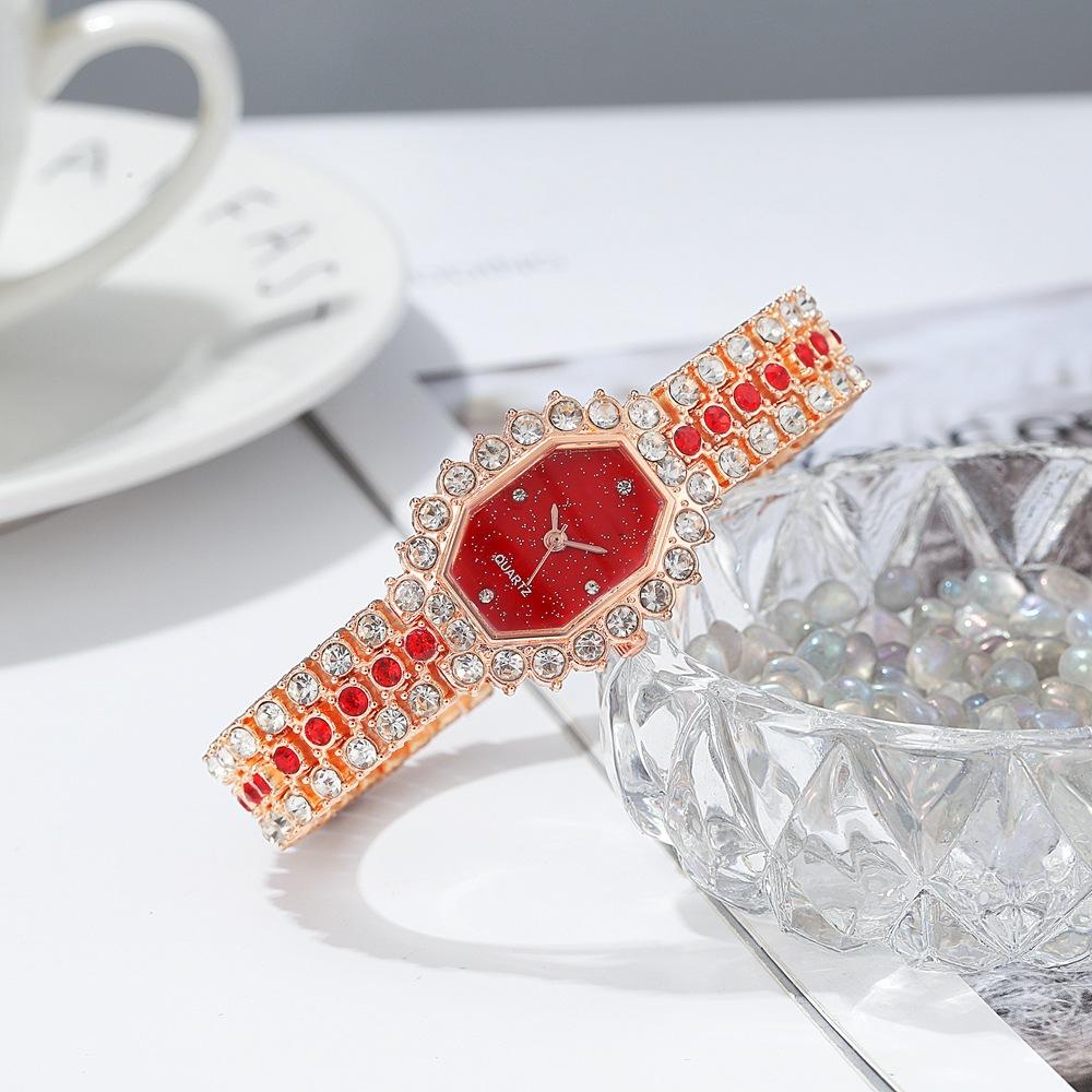 New Style Steel Band Bracelet Simple Casual Jewelry Ladies Watch Personality Oval Diamond Alloy Watch Ladies