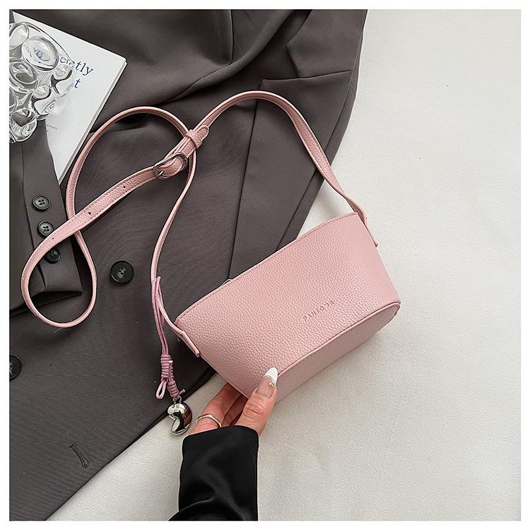 Premium sense ingot small bag fashion women's bag summer new versatile commuter trend shoulder messenger bag