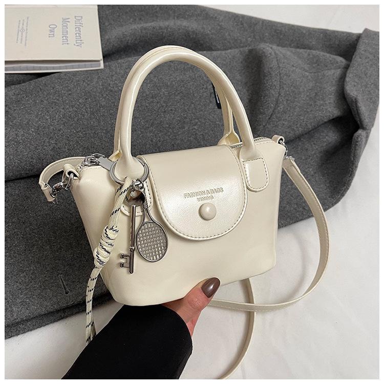 

Модная винтажная сумка кроссбоди и на плечо для женщин на весну/лето 2025 белый