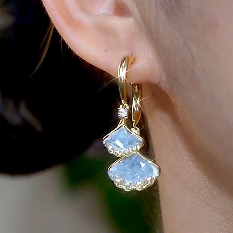 Exquisite Light Blue Crystal Ginkgo Leaf Earrings For Women Fashion Personalized Daily Accessory Party Birthday Gifts