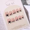 24 Stück Quadratische Aufdrücknägel Glänzendes Design Französische Falschnägel Acryl-Falschnägel, Künstliche Nägel zum Aufkleben für Damen