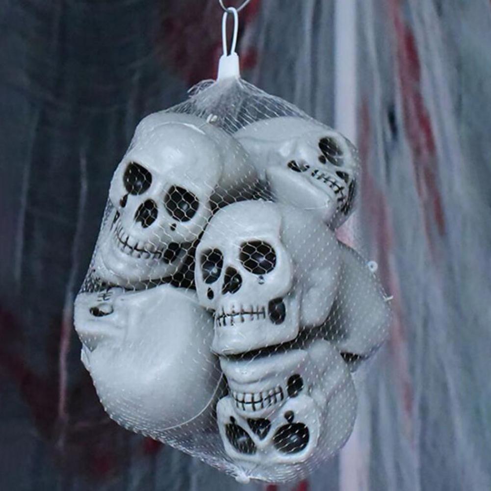 Horror-themed Home Decor Realistic Skulls Pendant Table Decor Set for Halloween Bar Home Party Spooky Skeleton for Decoration